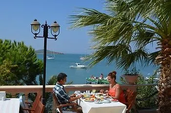 Otel Cunda Panorama 2*
